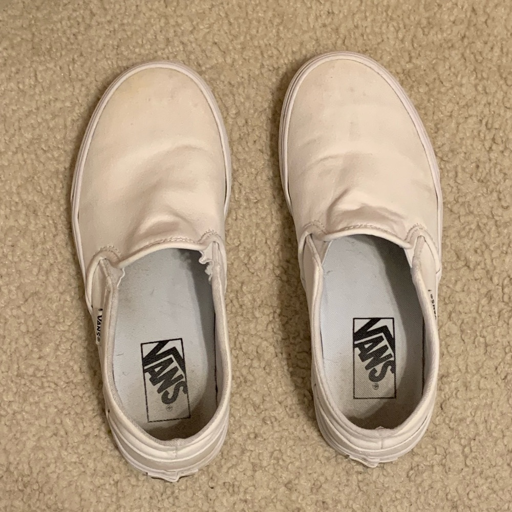 white slip-on vans